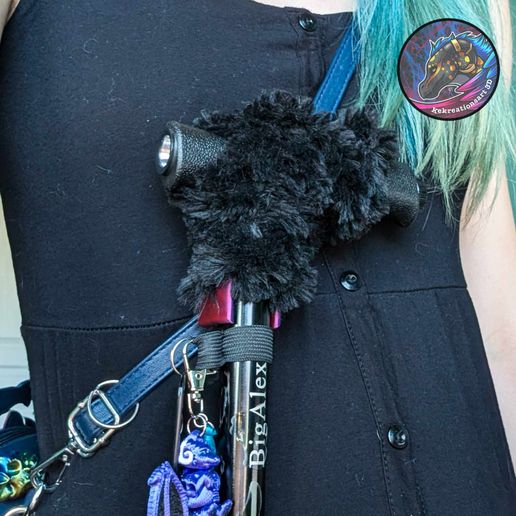 453945634_1170729060817927_6221399871502050563_n.jpg Clip para bastón manos libres sin imán + Clip para bastón ajustable