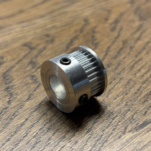 IMG_1308.jpeg GT2 30T pulley int dia 10 mm