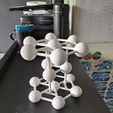 d7e4df1f-f6b2-4e3c-a595-d9f0e51fb8ef.jpg Zinc molecular structure scale model