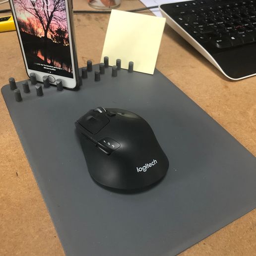 🐁 Solid mouse mat pad, with object supports v- mousepad・Free 3D File ...
