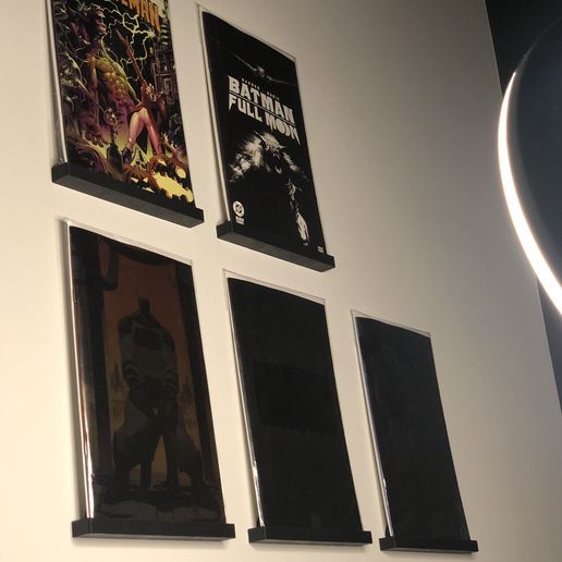 📚 Comic Book (Current Size) Wall Mount・ STL File for 3D printing・Cults