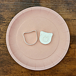 22.png Découpeur de biscuits en forme d'ours charmant