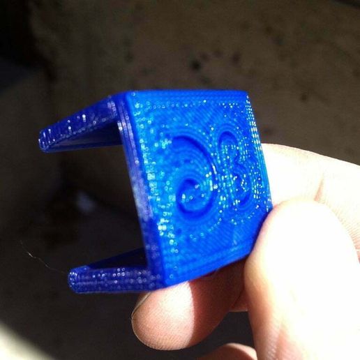 Beehive ventilator strip version 2 - 3D model önizlemesi