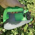 BD9929B2-EB43-44BA-B097-BC50B06613A1.jpeg Berry picker, berry comb, berry harvester, handheld berry harvester, garden tools, garden hack, blueberry picker, 3D print berry picker, garden harvester