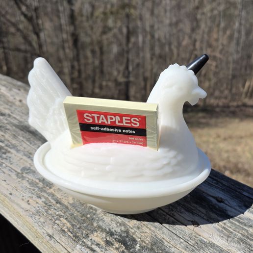 Hen on Nest Desk Organizer