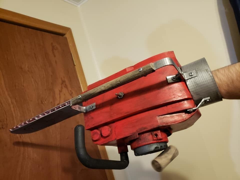75328722_2411801022407166_84215864768856064_n.jpg Free STL file Ash Williams Chainsaw Hand (Evil Dead II & Army Of Darkness)・3D printable design to download, valertale