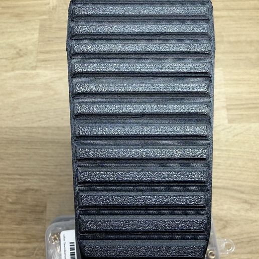 IMG_5726.jpg AEA Megalodon shoulder support 2