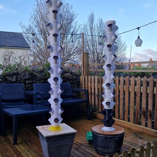 front-pic-min.jpg Modular Hydroponics Tower