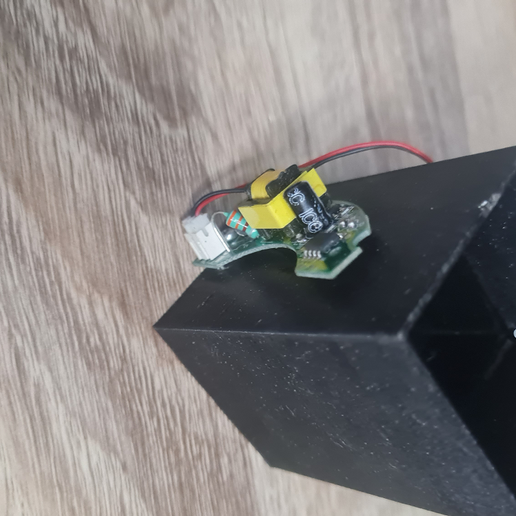 20230104_181511.png Дым от увлажнителя