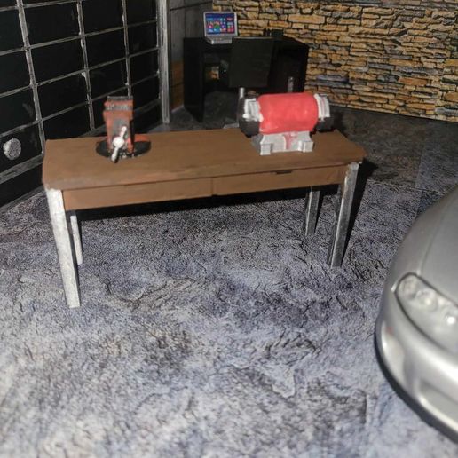 56f195b4-ef58-47c8-909b-ebf90636f287.jpg 1/18 Meuleuse / Grinder diecast