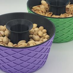 20230508_110833.jpg Pistachio shell with tray for shells