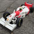 92cbfcce7282a8b6715adcba0a0a5193_preview_featured.jpg RS-01 Ayrton Senna 1993 McLaren MP4 / 8 Formule 1 RC voiture