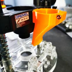 Free STL file Dremel 8220 Screw-On Adapter 🔧・3D print design to