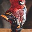 9.jpg Spider-man Far From Home Bust - Iron Spider