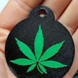 20171225_182916.jpg Marijuana Leaf Keychain
