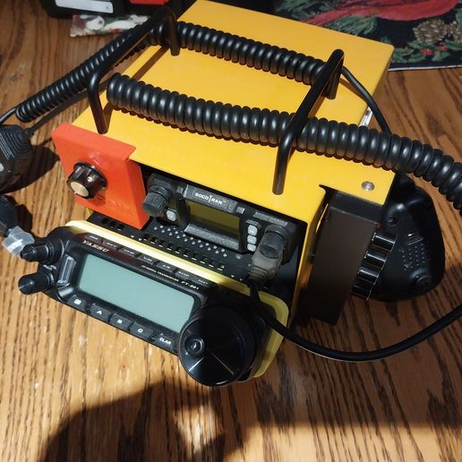 20251225_120747_resized.jpg FT-891 Steuerkopf-Winkelhalterung