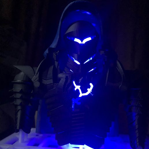 Glowing Armour Build