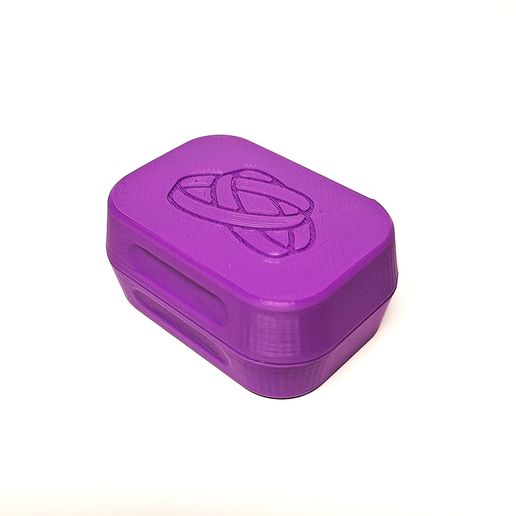 WhatsApp-Image-2025-09-15-at-19.44.47-1.jpeg Ringbox mit Magnetverschluss -- Druck an Ort und Stelle