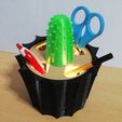 cactus_photo4.jpg Pencil pot and lamp *CACTUS*