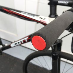dcp-20180327-171547-iph.jpg Free STL file Lightweight press-fit MTB handlebar plugs・3D print design to download