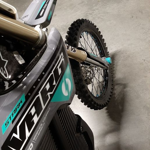 20250929_182339.jpg Stark Varg Axle Sliders