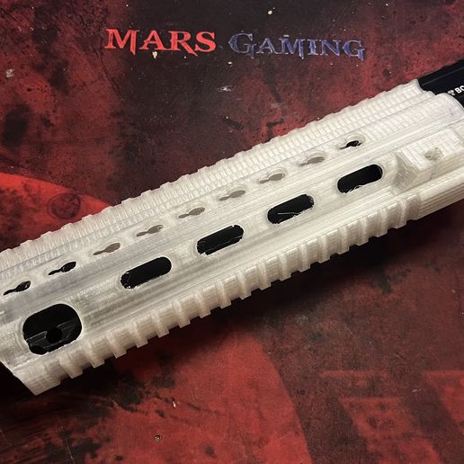 IMG_5154.jpeg rail hk 416 a5