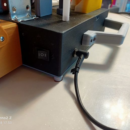 PETmachine, make Your own filament from plastic bottles at home!