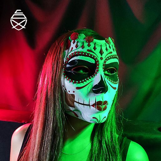 Santa-Catrina-Mask_PipeCox_01.jpg Santa Catrina Mask
