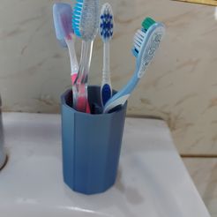 20240503_145335.jpg toothbrush cup