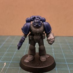 GRATISPROBE - SPACE KNIGHTS IN 7TH GENERATION POWER ARMOR