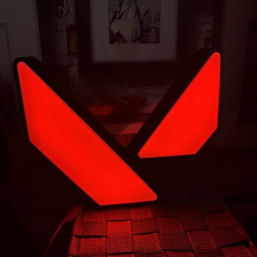 1014ef25-d443-4ae4-b2fb-41c04b0edcfc.jpg logótipo led valorant