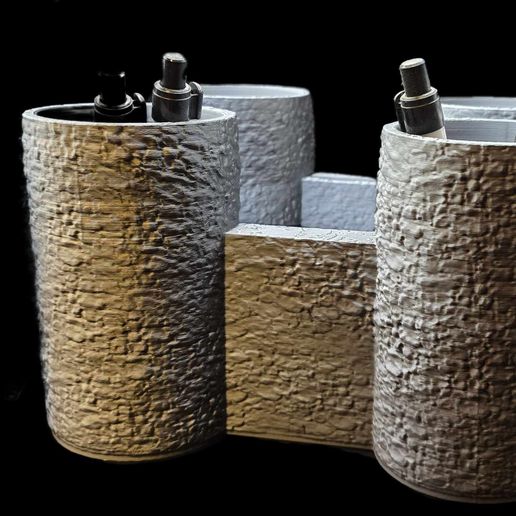 castle-keep-tower-and-stoage2.jpg Castle Keep dice tower and storage