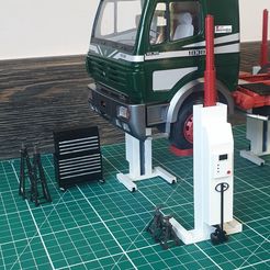 IMG_20230515_202031_622.jpg Car, Bus and Truck Mobile Column lift 1/25 scale