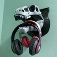 IMG_0058-1.jpeg Alien Dinosaur Skull Headphone Stand