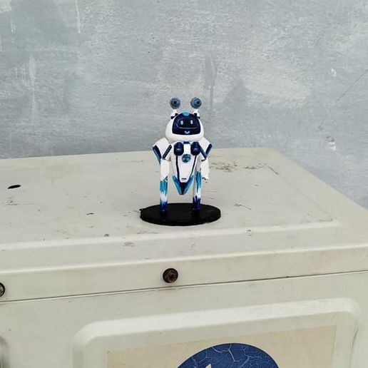 WhatsApp-Image-2025-02-13-at-8.32.56-PM.jpeg Robot