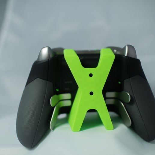 d905bb5167f9fc0446e5e27941095bf8_display_large.jpg Max's Xbox One Elite Wireless Controller Wall Mount - "Proto X"