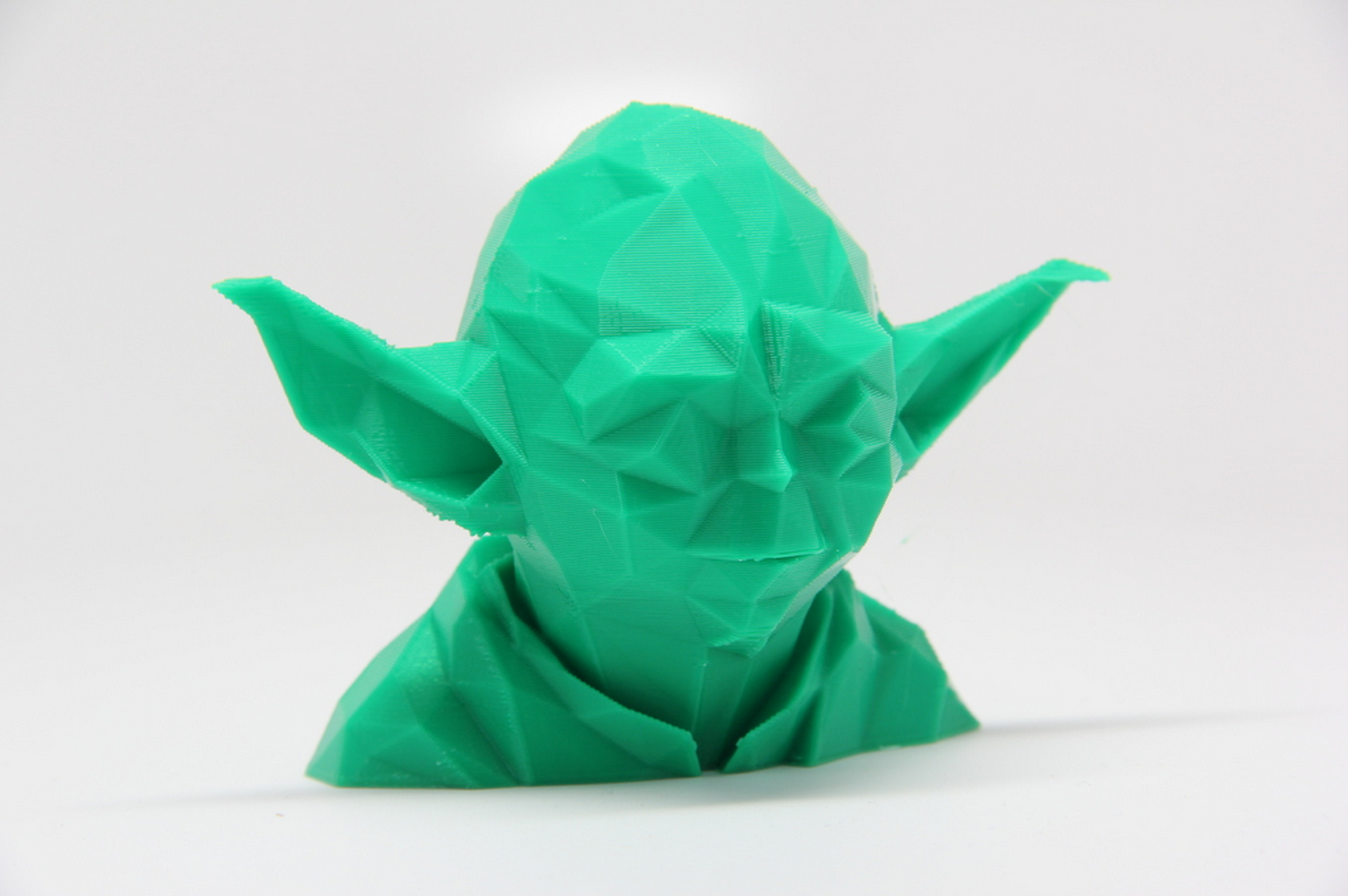 Capture_d__cran_2015-07-07___10.00.24.png Download free STL file Low Poly Yoda • 3D print object, RubixDesign