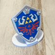 FjX9Y9rWAAIpKAW.jpeg Hylian Shield Zelda