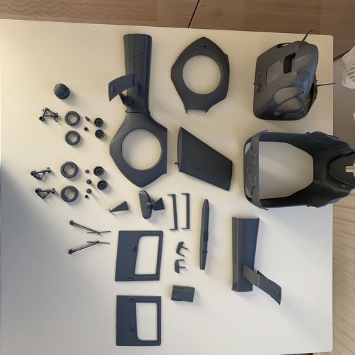 ImportedPhoto.757787855.195765.jpeg Airbus H160M pour hélicoptère RC Trex450