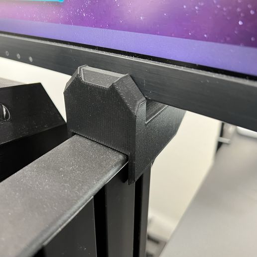 IMG_3177.jpeg Catch for Samsung C49 on SimLab P1-X Extrusion Sim Rig