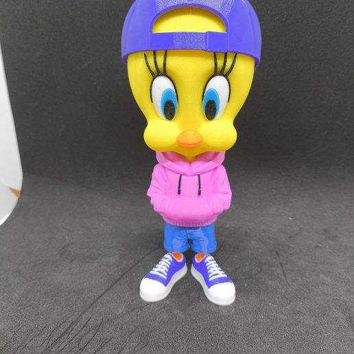 1742024038667.jpg TWEETY BIRD URBAN VIBES WITH HOODIE ( MULTIPARTS AND 3MF )