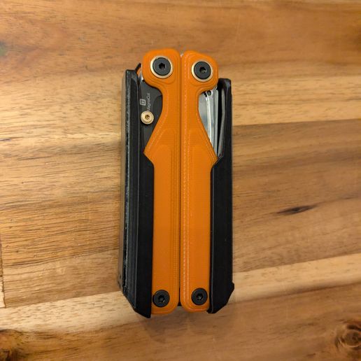 PXL_20260118_230217365.jpg Modular Leatherman Wave Alpha Sheath/Holster