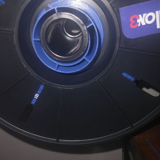 photo5075987024556697682.jpg Ender 3 spool holder