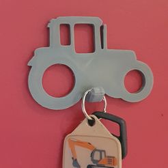 20231001_120039.jpg Traktor-Schlüsselhaken