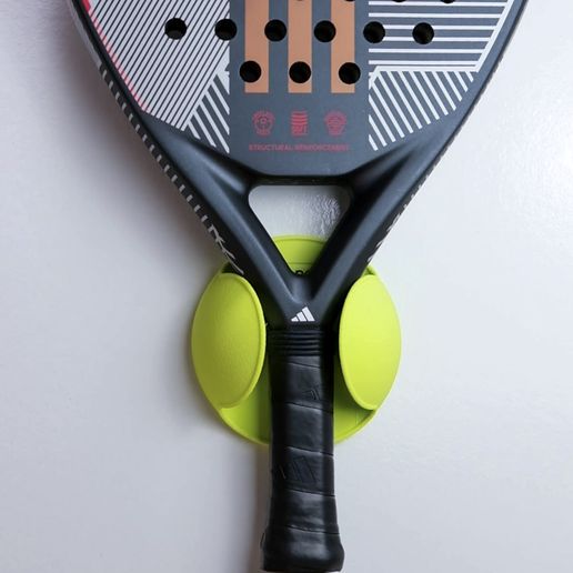 Padel Tennis Racket Wallmount