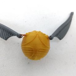 IMG_20170822_153127470.jpg Golden Snitch Pendant