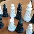 horizontal_thumbnail_spiral-chess-set-large-3d-printing-21147.jpg Spiral Chess Set (Large)