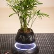 levitation01b.jpg Magnetic levitation vase - The easy way!