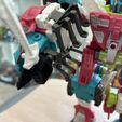 IMG_8029.jpeg Transformers Undersized Seacons Piranacon Fists