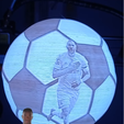 Foto3.png Real Madrid's ball lamp with Benzema and Vinicius